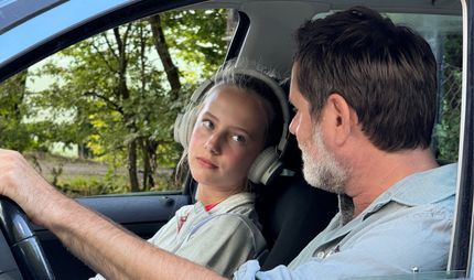 ‘Vraag het anders’: nieuwe campagne helpt ouders te praten over eenzaamheid